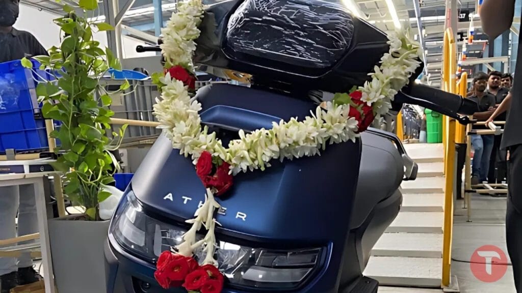Ather Rizta New Scooter : सिर्फ 10,000 रुपये की कीमत में बुकिंग शुरू, मिलेगी 160 KM की दमदार रेंज के साथ