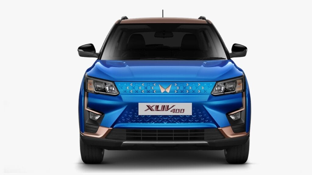 Mahindra XUV400 सीधे ₹3 लाख की छूट इस इलेक्ट्रिक SUV पर महिंद्रा दे रही बंपर ऑफर के साथ स्मार्ट फीचर