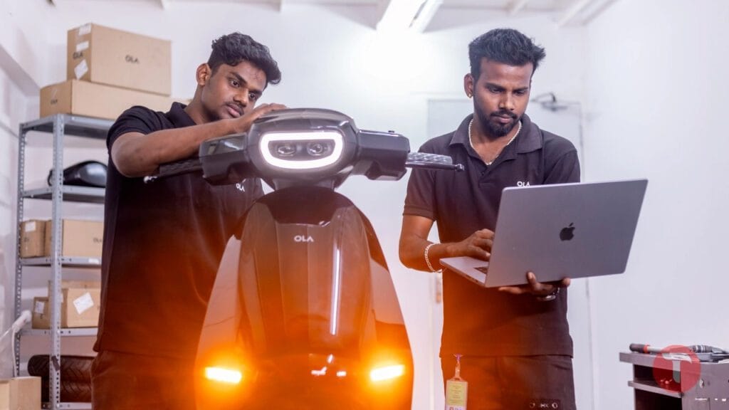 Ola Electric Service Center: ग्राहकों की परेशानी बढ़ी, महीनों से नहीं मिल रहा कोई समाधान जमशेदपुर से वायरल हुआ वीडियो