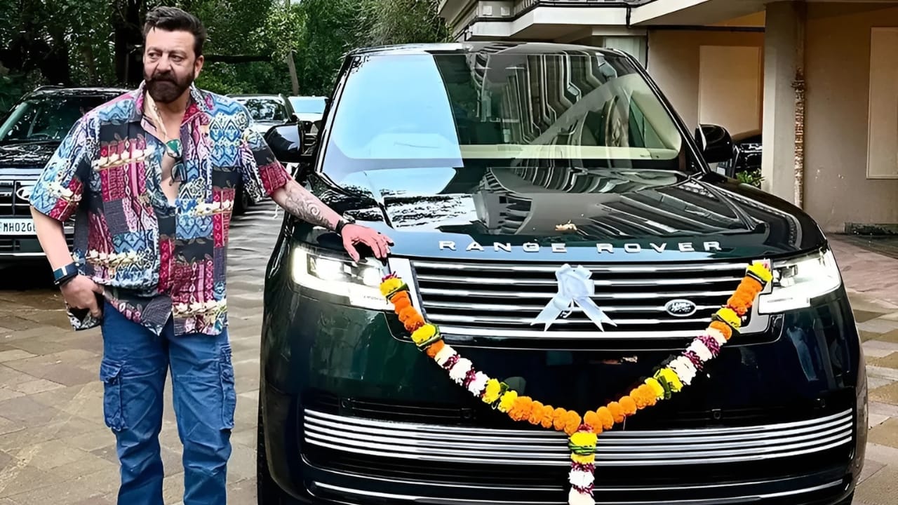 Sanjay Dutt Net Worth संजय दत्त ने खरीदी करोड़ की Mercedes Maybach GLS 600, जाने कारों का कलेक्शन Sanjay Dutt Net Worth: संजय दत्त ने खरीदी करोड़ की Mercedes Maybach GLS 600, जाने कारों का कलेक्शन