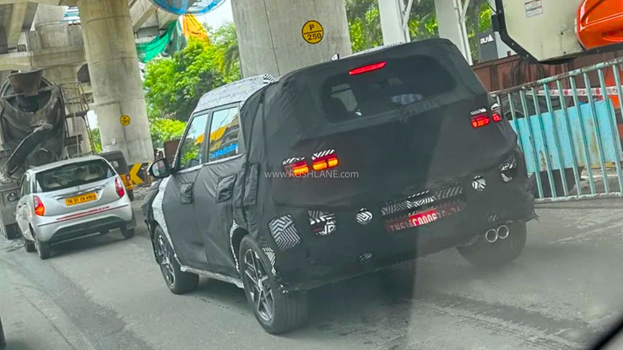 Hyundai Venue N Line की झलक टेस्टिंग के दौरान दिखा नया डिजाइन 360° कैमरा और 6 एयरबैग वाली लग्जरी गाड़ी Hyundai Venue N Line की झलक टेस्टिंग के दौरान दिखा नया डिजाइन 360° कैमरा और 6 एयरबैग वाली लग्जरी गाड़ी