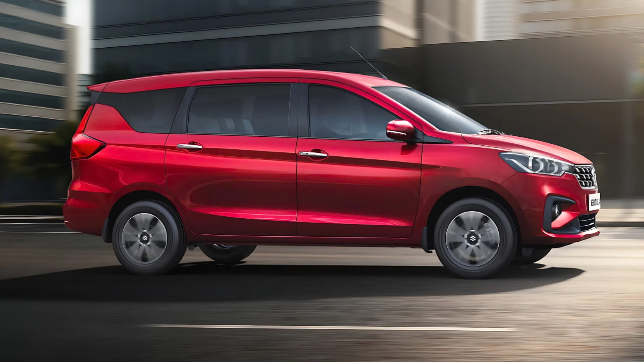 Maruti Suzuki Ertiga New Features 2025 अब मिलेगा USB Type C पोर्ट और पीछे वाली सीटें में एक्स्ट्रा फीचर