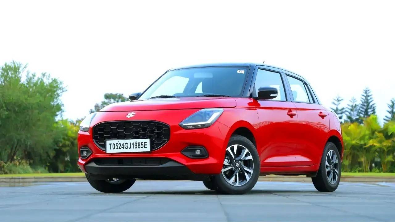 Maruti Swift Hatchback पर ₹55,000 का धमाकेदार ऑफर 30km माइलेज और कीमत सिर्फ ₹7 लाख से कम