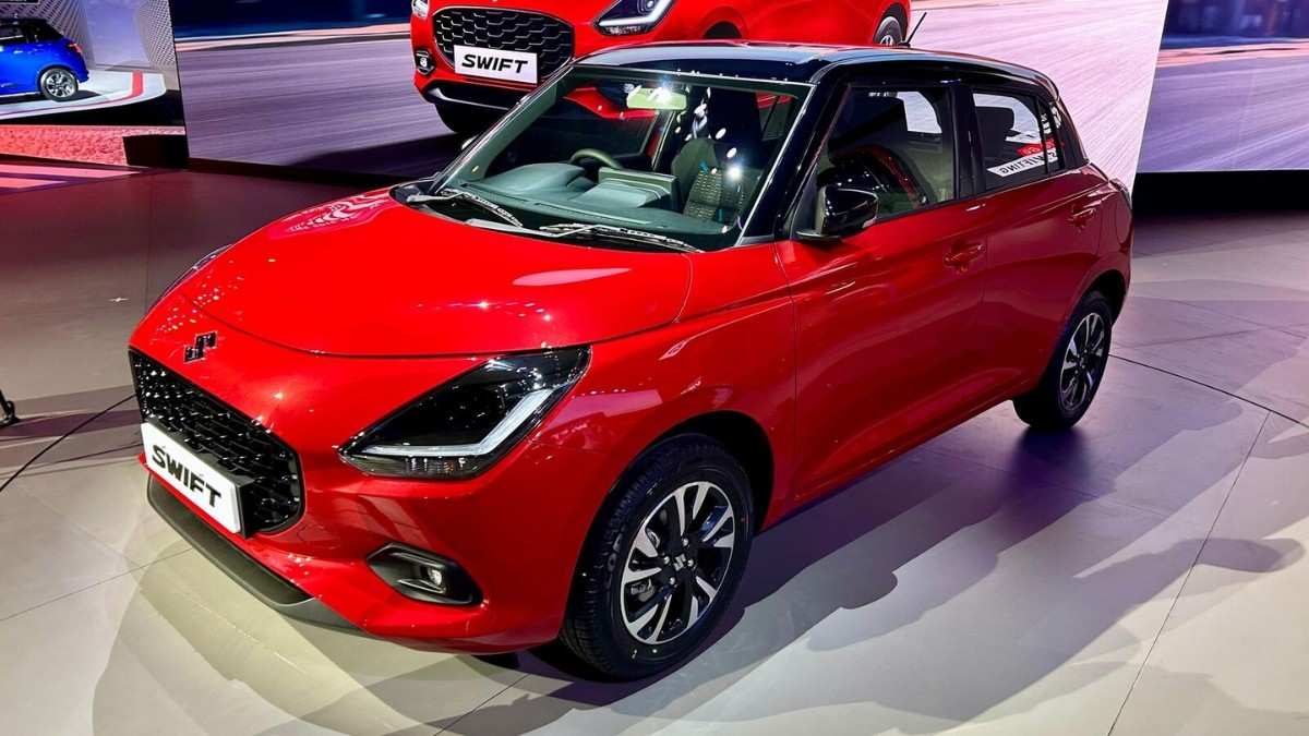 Maruti Swift Hatchback पर ₹55,000 का धमाकेदार ऑफर 30km माइलेज और कीमत सिर्फ ₹7 लाख