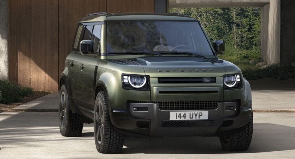 Defender Base Model Details 2026: The base model became one of the top-selling model