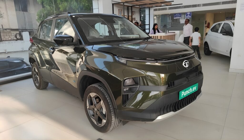 Tata Punch EV Review: mid-size family SUV with 350 km range and 40 kwh capacity