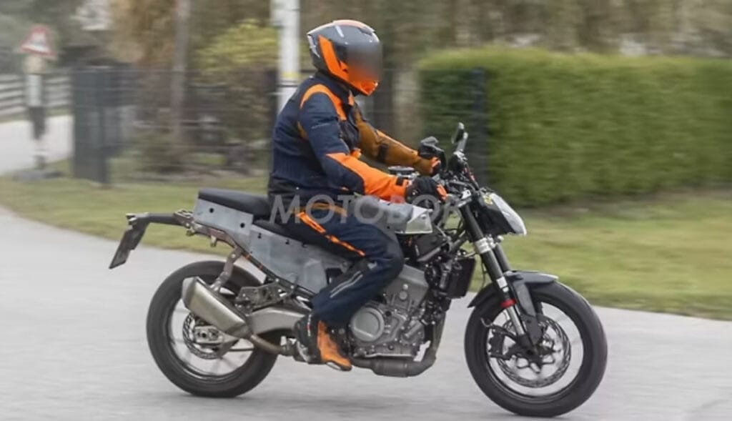 KTM Duke Twin Cylinder Bike Spotted Testing on the Road Again