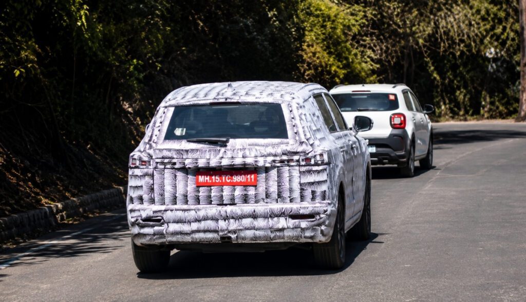 Upcoming Maruti 7-Seater EV Spied